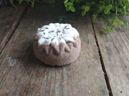 Čokoládová neparfemovaná šumivá bombička do koupele 30 g
